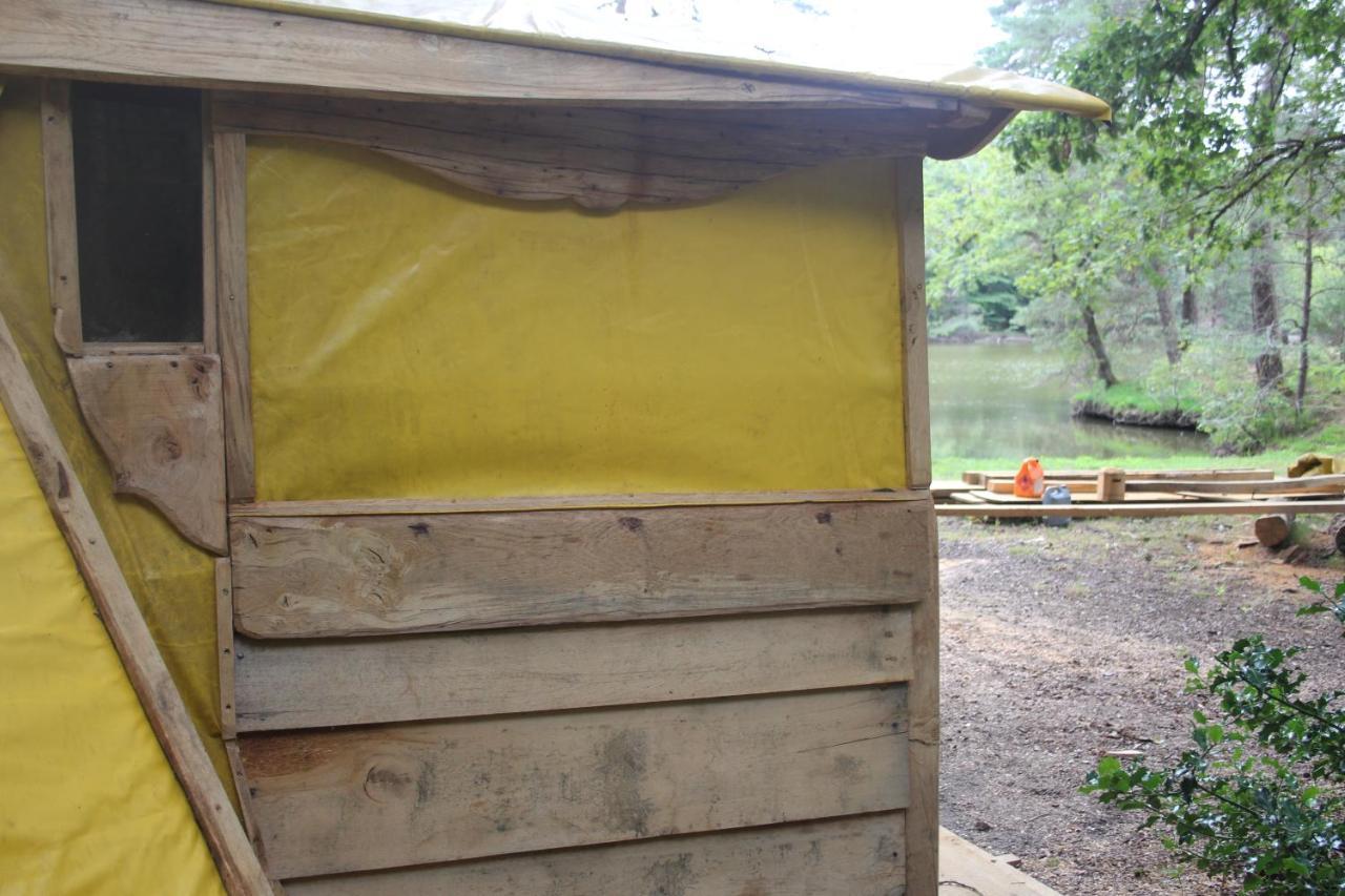 Air Naturel De Camping Moulin De Malesse Tipi Saint-Privat  Buitenkant foto