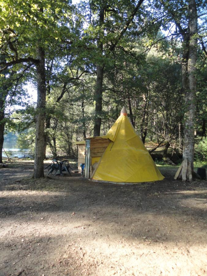 Air Naturel De Camping Moulin De Malesse Tipi Saint-Privat  Buitenkant foto
